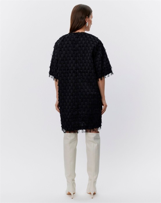  Nori Abstract Fringes Kjole